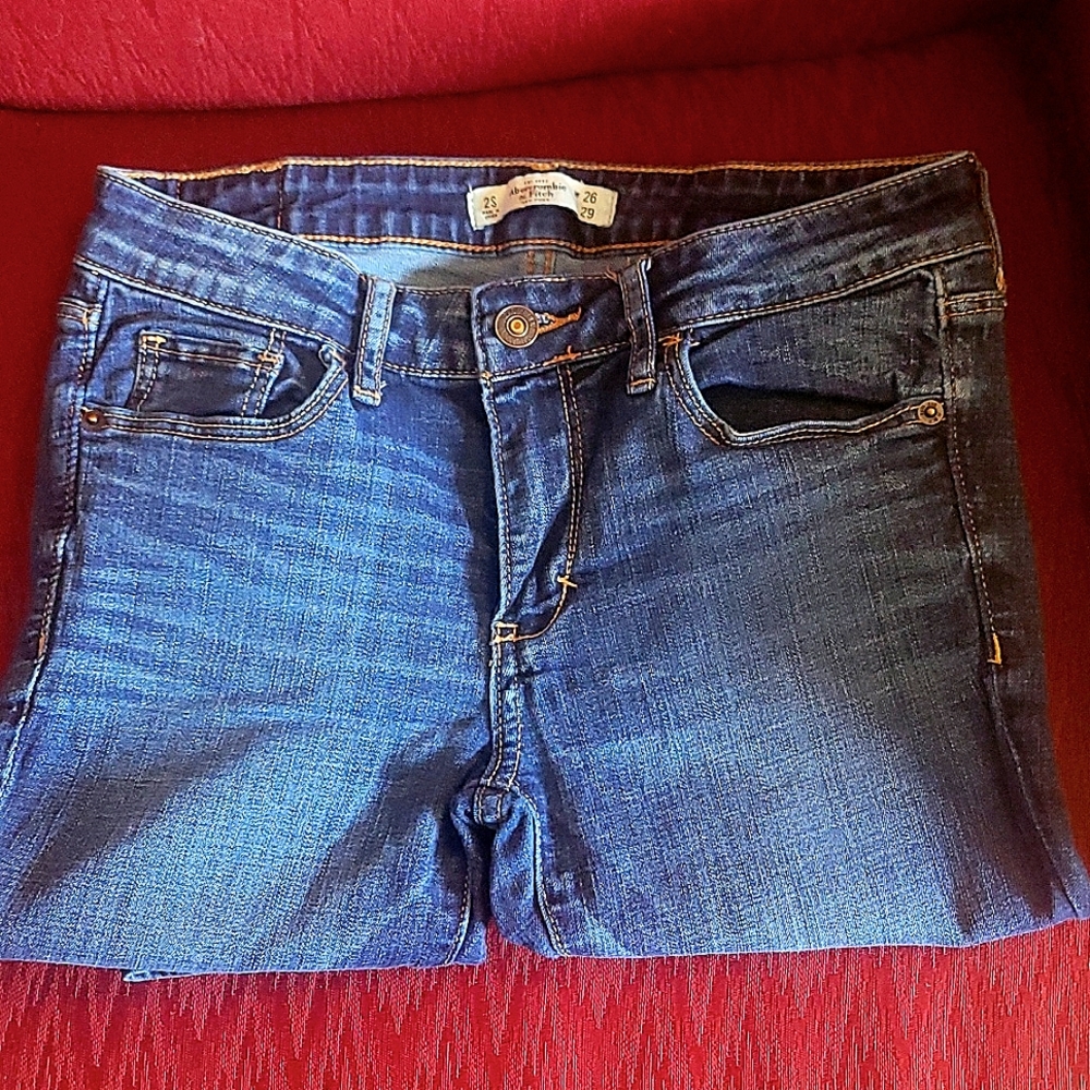 Abercrombie & Fitch Blue Jeans         Size 2 / W26 L29
